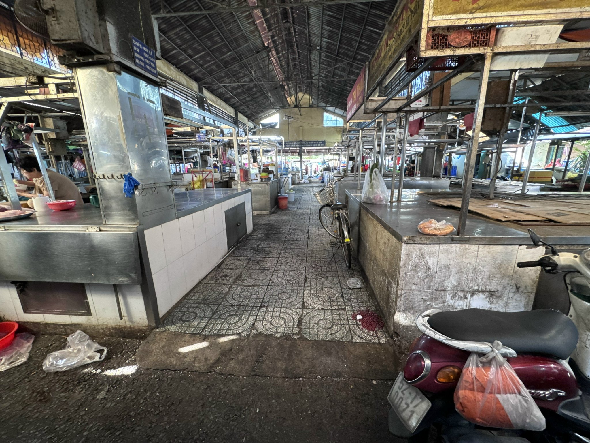 Giá hải sản cao sau Tết tại TP HCM: Tình hình thị trường 2026 - Ảnh 8. Giá hải sản cao sau Tết tại TP HCM: Tình hình thị trường 2026 - Ảnh 8.