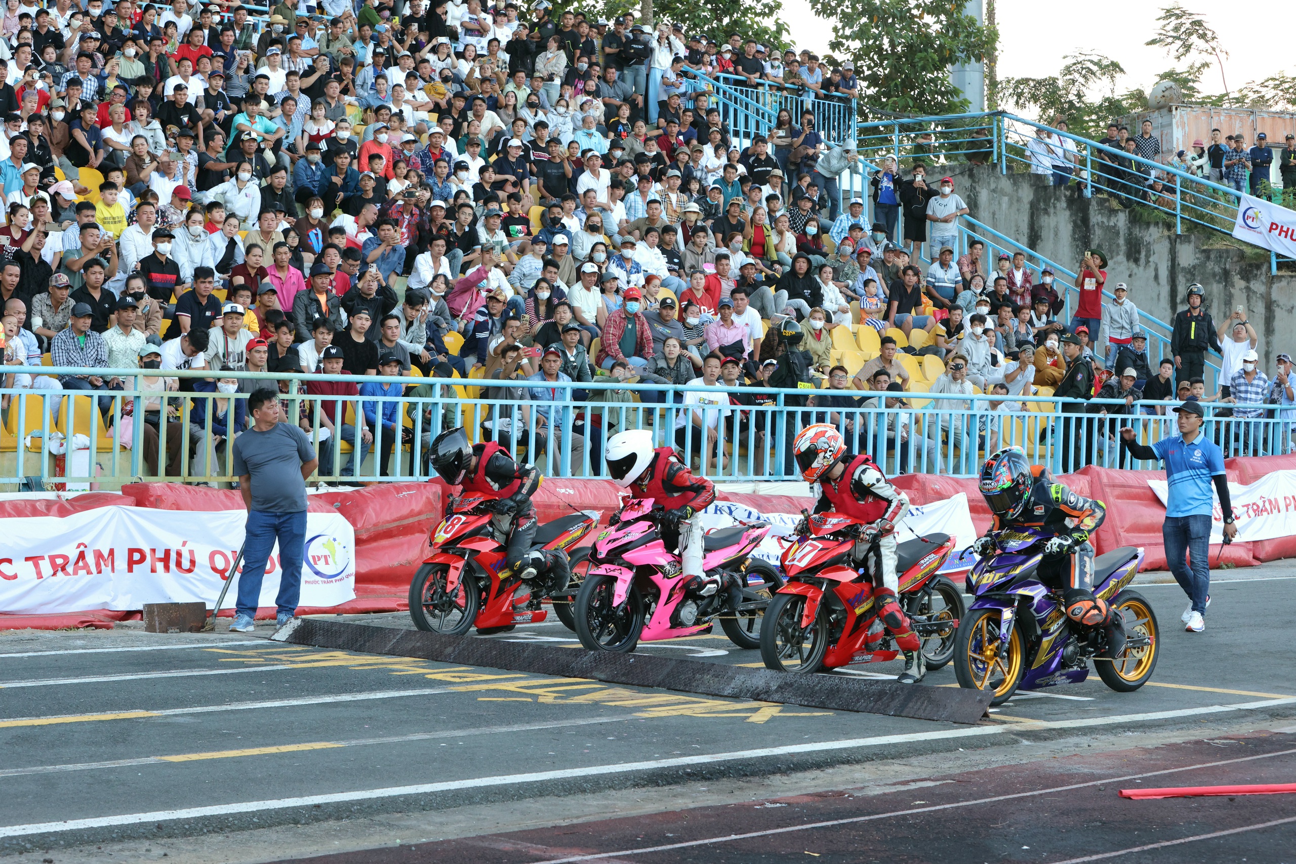 Du lịch Cần Thơ và Đồng Tháp bùng nổ doanh thu trong dịp Tết Nguyên đán 2026 - Ảnh 5. Du lịch Cần Thơ và Đồng Tháp bùng nổ doanh thu trong dịp Tết Nguyên đán 2026 - Ảnh 5.