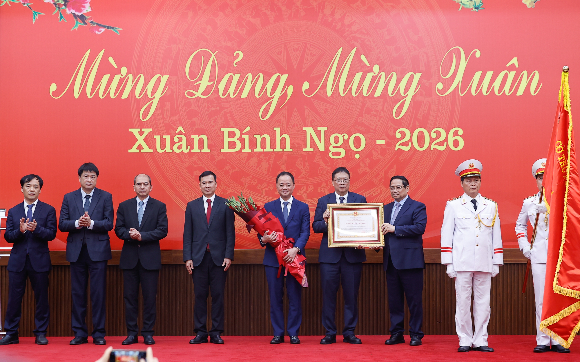 Th&uacute;c đẩy sinh vi&ecirc;n nghi&ecirc;n cứu khoa học - Ảnh 2.