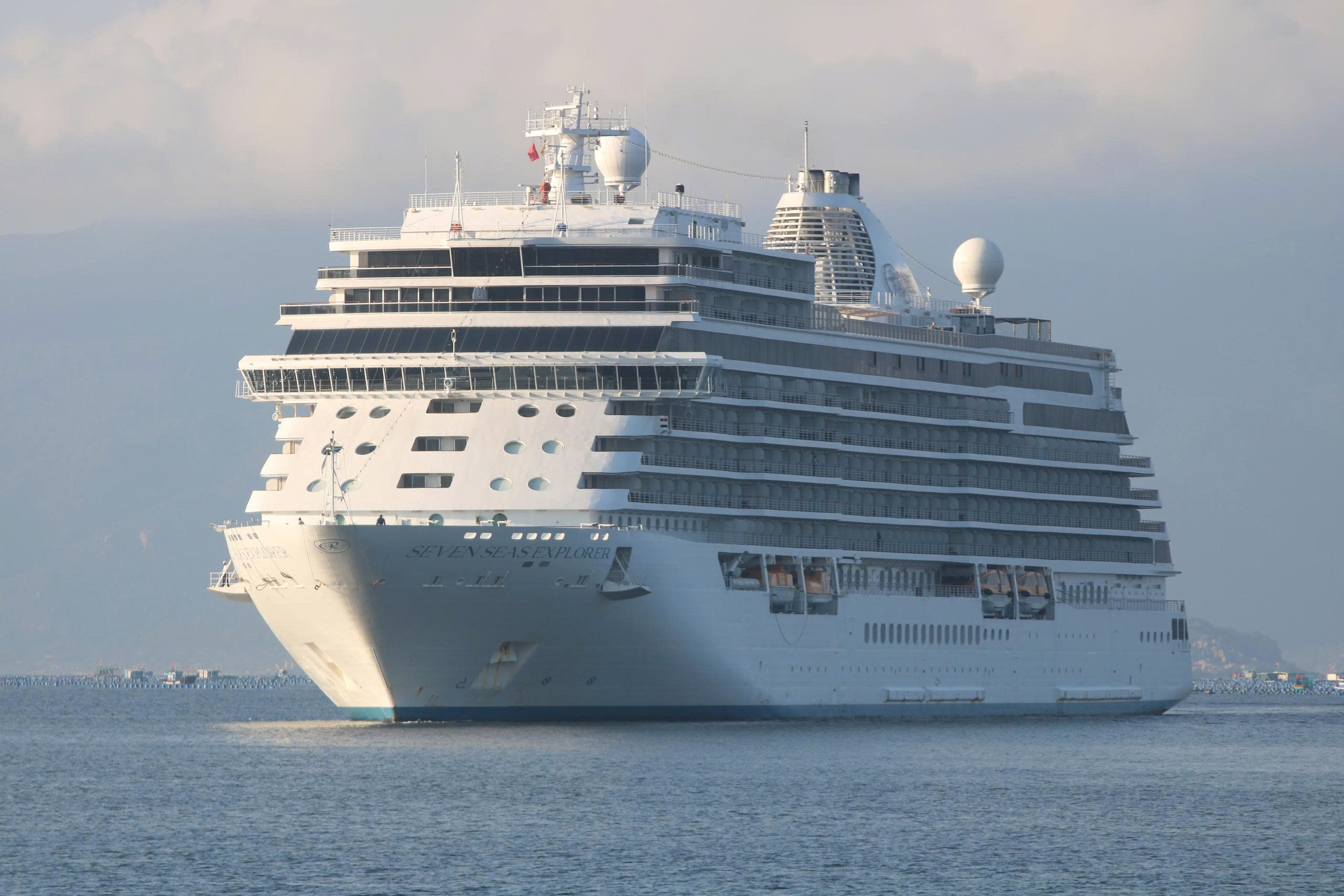 Khánh Hòa: Đón tàu biển cùng 800 du khách xông đất Tết Bính Ngọ - Ảnh 4.