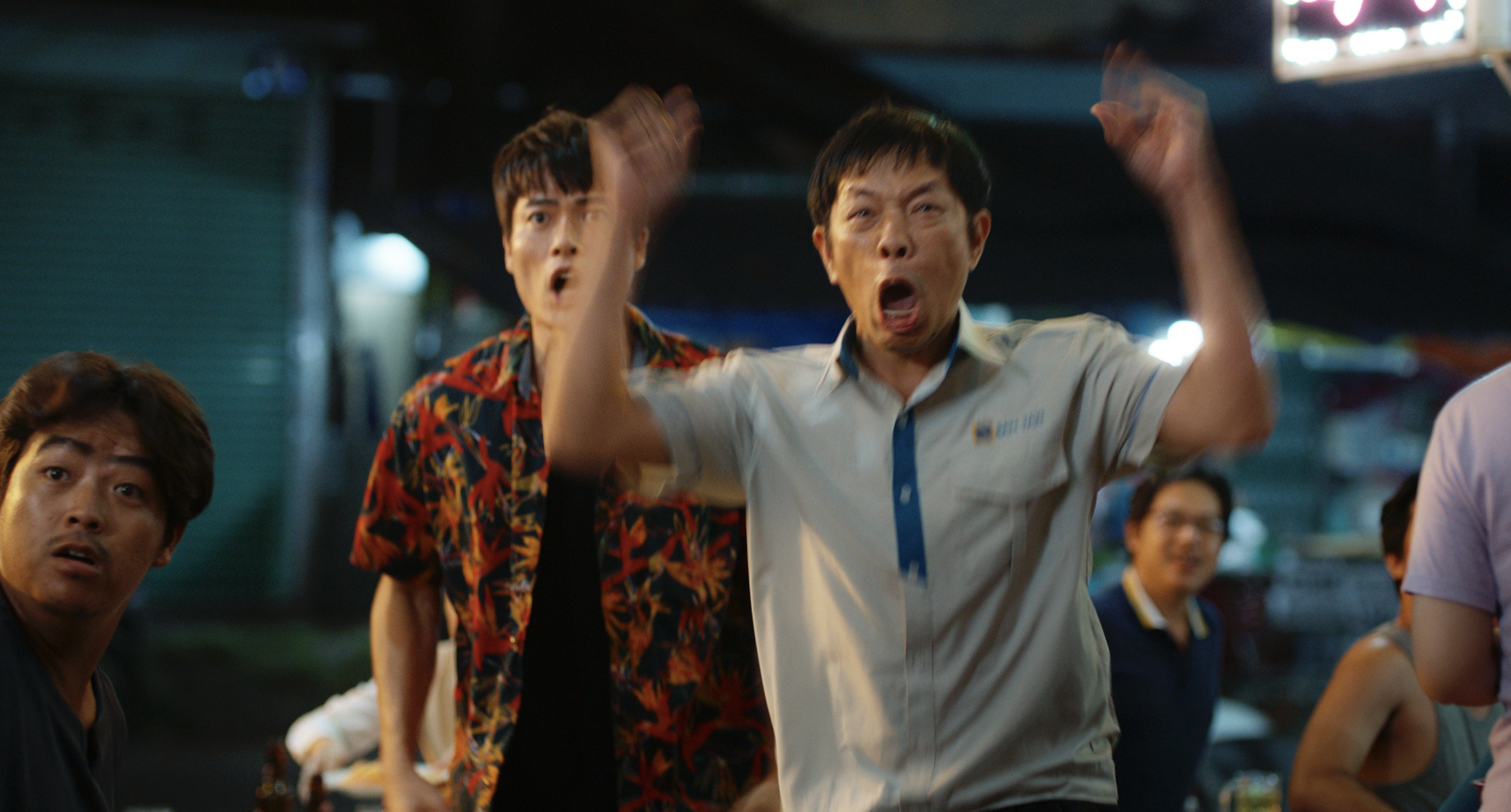 Võ Tấn Phát - Thái Hòa đối đầu trong vụ lừa đảo từ thiện tiền tỉ?  - Ảnh 1.