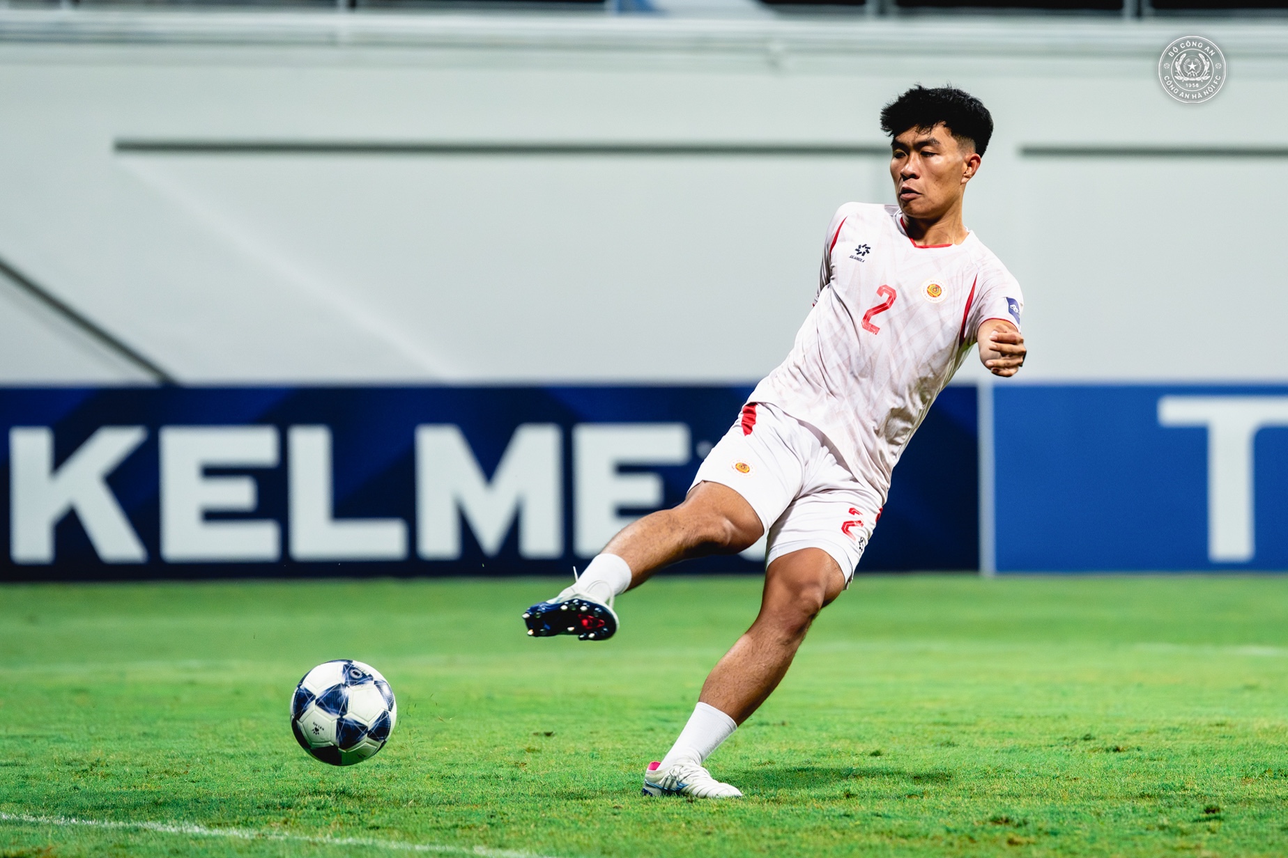 Trung vệ "thép" U23 Việt Nam tạm chia tay CLB CAHN - Ảnh 4.