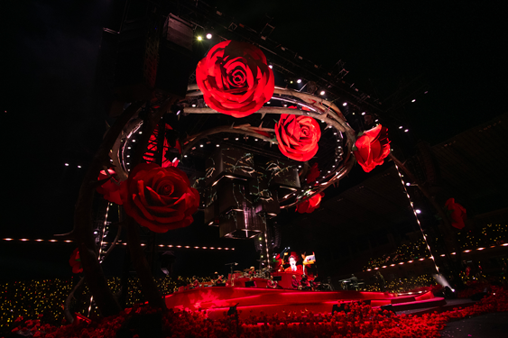 Concert Việt: Cuộc chơi triệu đồng vẫn "ch&aacute;y" v&eacute; - Ảnh 1.