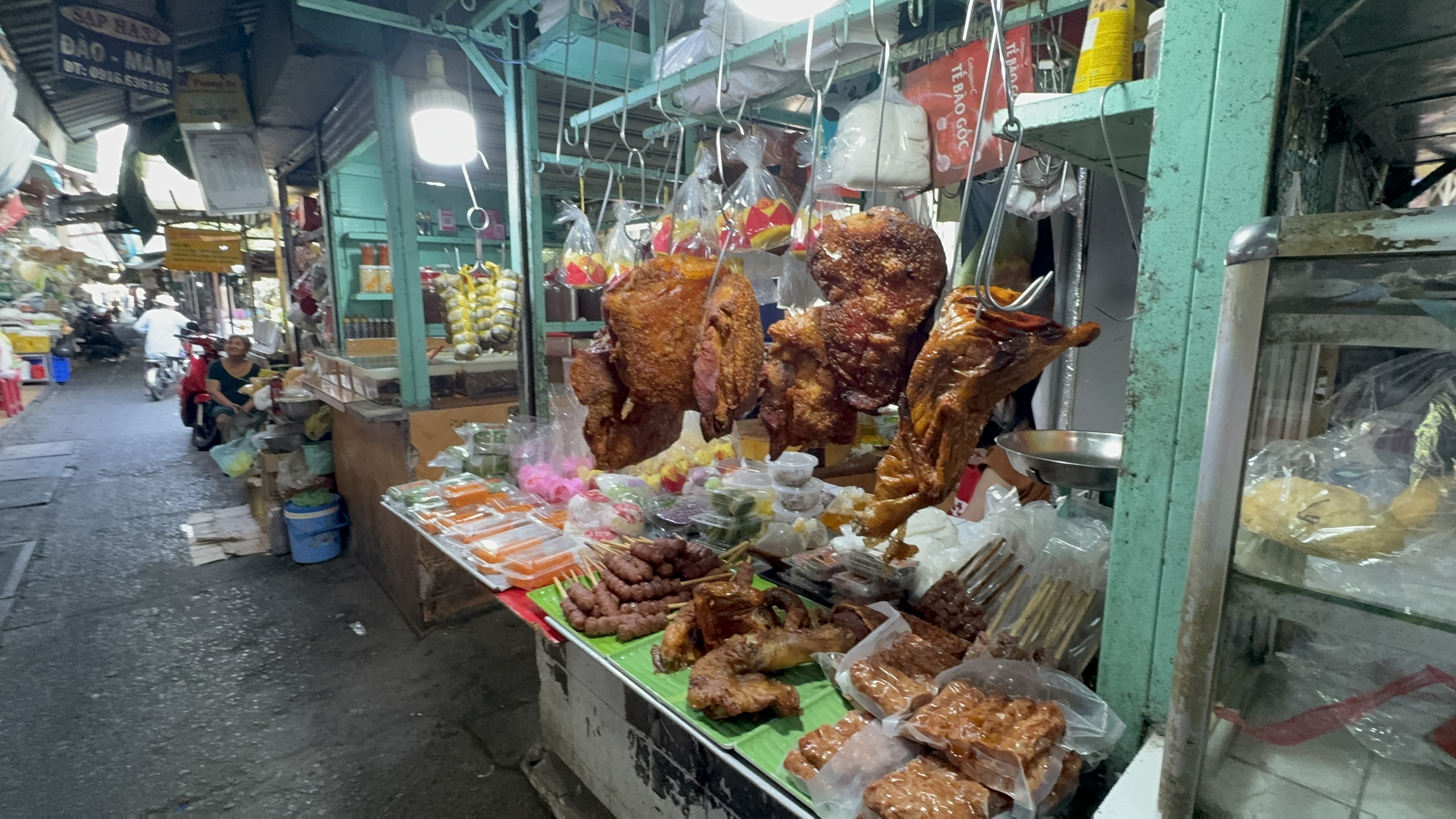 Mặt hàng cúng Thần Tài tăng giá gấp đôi dịp vía Thần Tài 2026 - Ảnh 7.