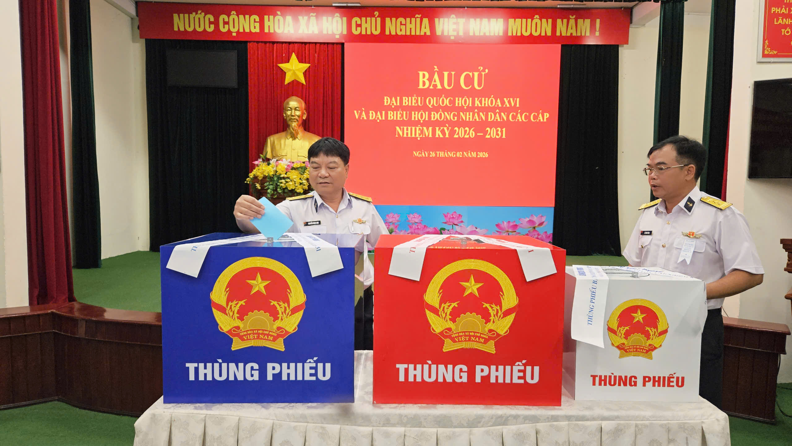 Bầu cử sớm TPHCM 2026: Khai mạc th&agrave;nh c&ocirc;ng tại 4 khu vực bỏ phiếu - Ảnh 11.