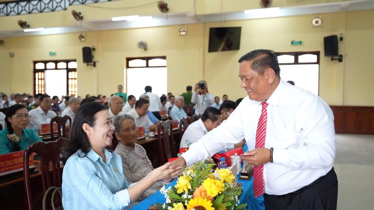 T&acirc;y Ninh: X&atilde; T&acirc;n Trụ kh&aacute;t vọng bứt ph&aacute; trong kỷ nguy&ecirc;n mới - Ảnh 3.