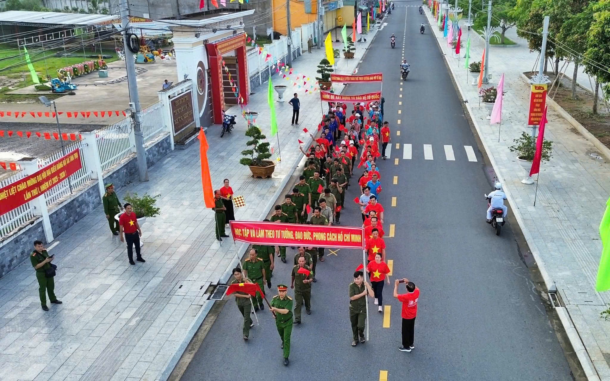 Tây Ninh tri ân doanh nghiệp với hơn 537 tỉ đồng cho an sinh xã hội năm 2026 - Ảnh 3. Tây Ninh tri ân doanh nghiệp với hơn 537 tỉ đồng cho an sinh xã hội năm 2026 - Ảnh 3.