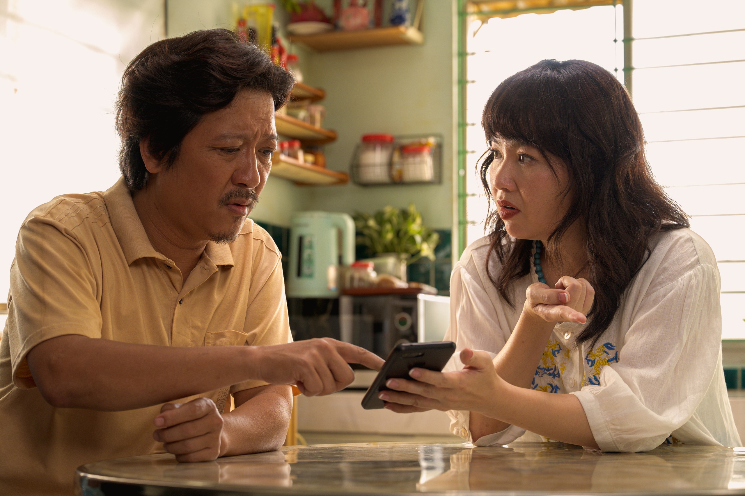 Trường Giang trở thành đạo diễn trăm tỉ đồng với tác phẩm đầu tay - Ảnh 3.