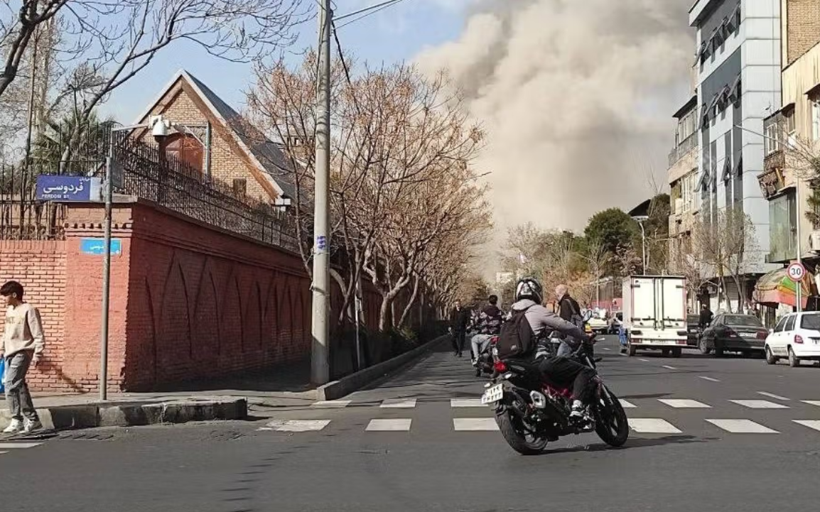 Việt Nam khuyến c&aacute;o khẩn cộng đồng người Việt tại Israel - Ảnh 2.