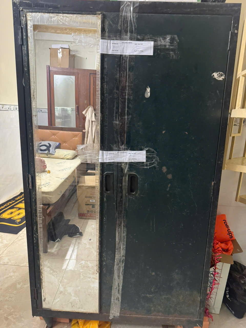 Hình ảnh Công an TPHCM niêm phong bên trong "tập đoàn" xăng giả - Ảnh 15.