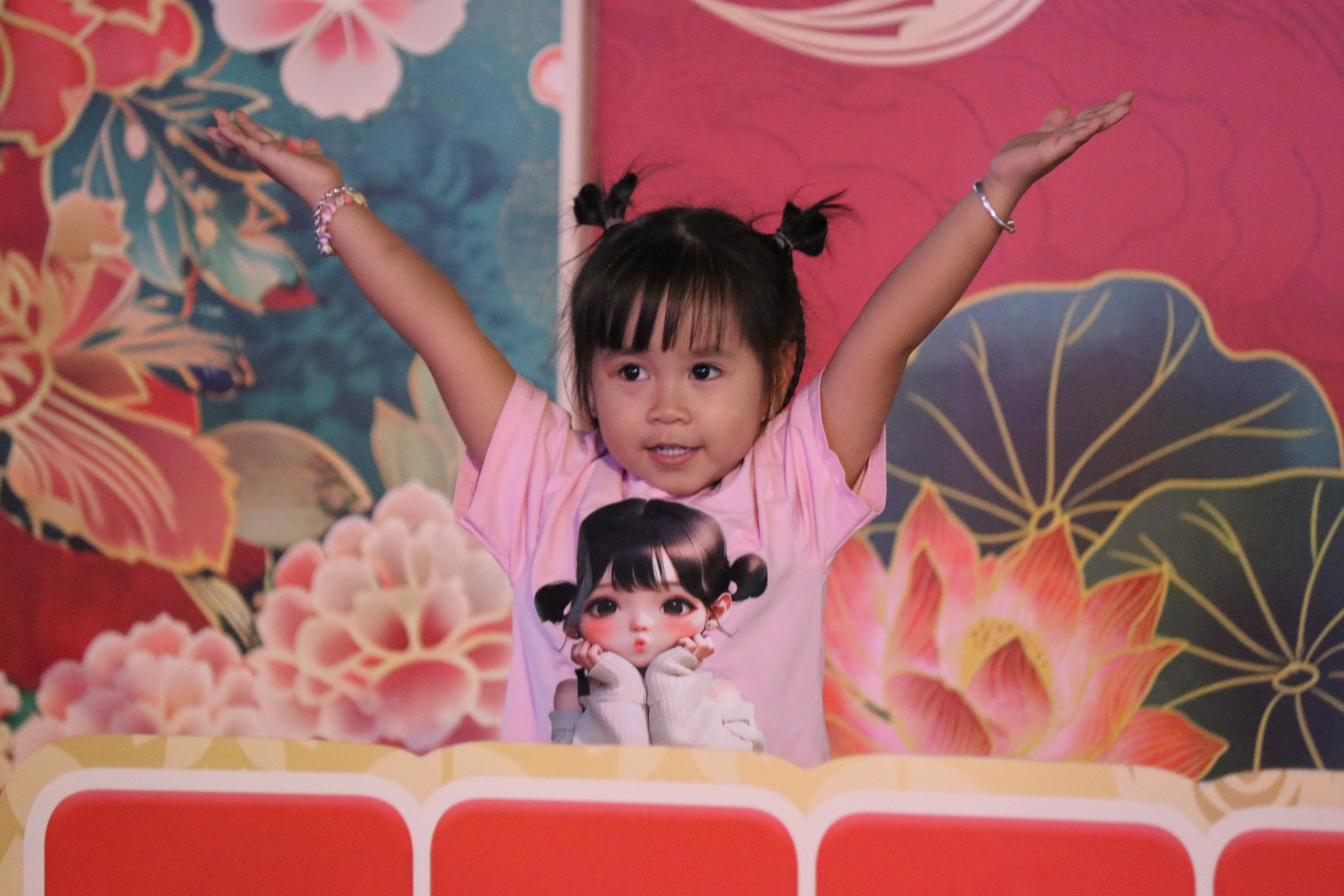 Nhiều c&ocirc;ng tr&igrave;nh chỉnh trang đ&ocirc; thị bắt đầu mở cửa, TPHCM tr&agrave;n ngập sắc xu&acirc;n - Ảnh 19.