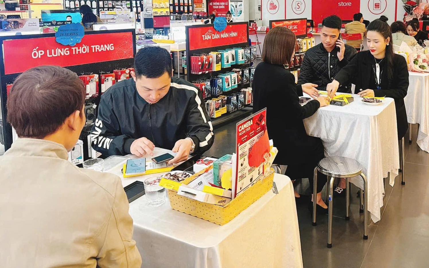 Nhiệm vụ chuyển đổi số v&agrave; bảo vệ nền tảng tư tưởng của Đảng kh&ocirc;ng thể t&aacute;ch rời - Ảnh 3.