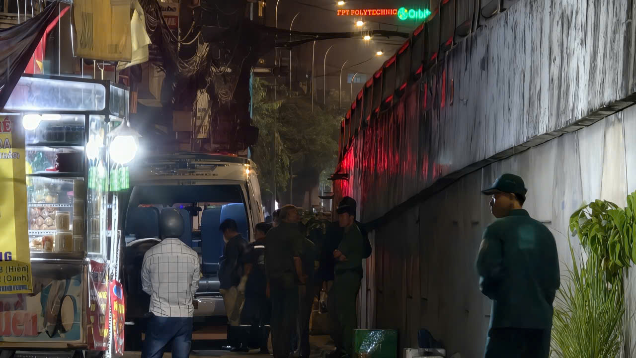 Cháy nhà ở TPHCM khiến 3 mẹ con tử vong , Công an điều tra nguyên nhân - Ảnh 1.