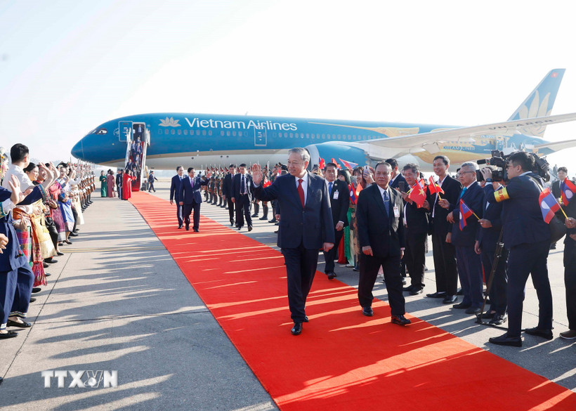 Lễ đ&oacute;n trọng thể Tổng B&iacute; thư T&ocirc; L&acirc;m tại thủ đ&ocirc; Vientiane của CHDCND L&agrave;o - Ảnh 5.