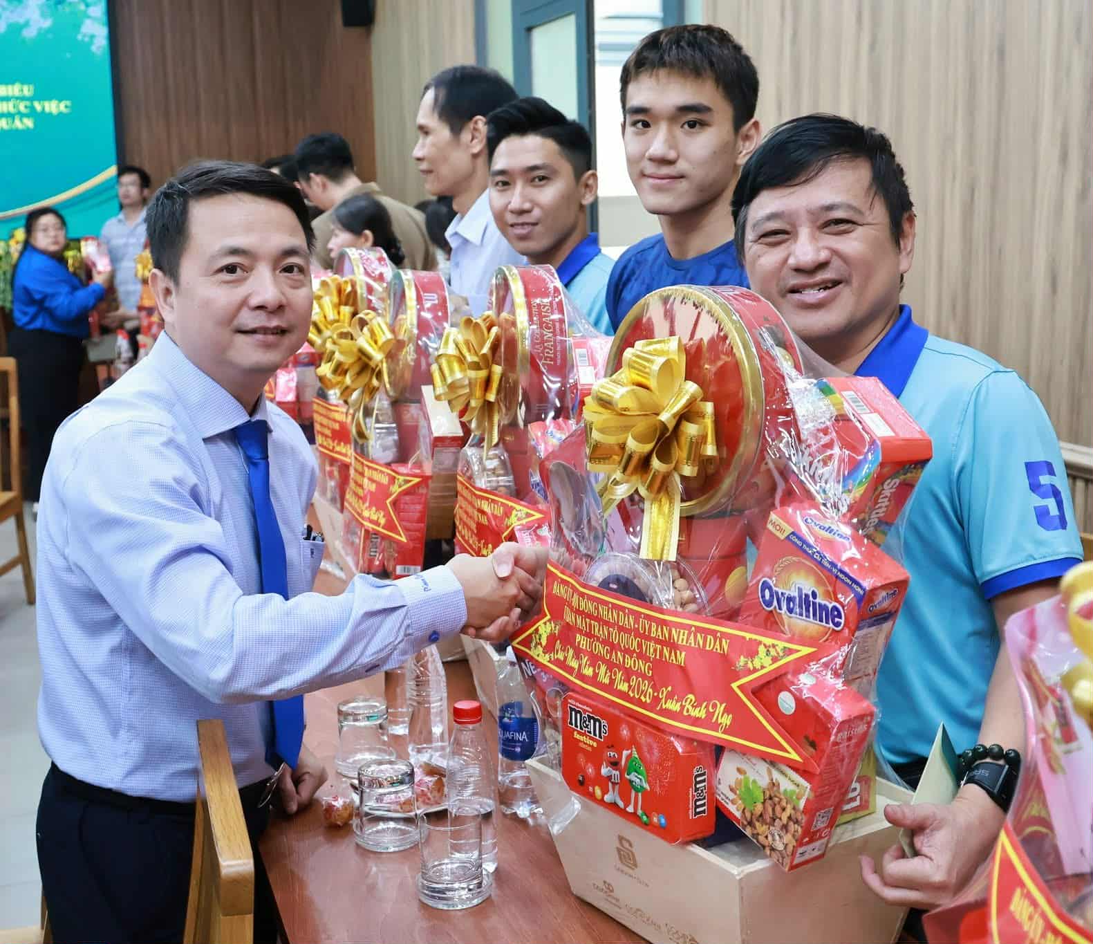 họp mặt phường An Đ&ocirc;ng - Ảnh 7.