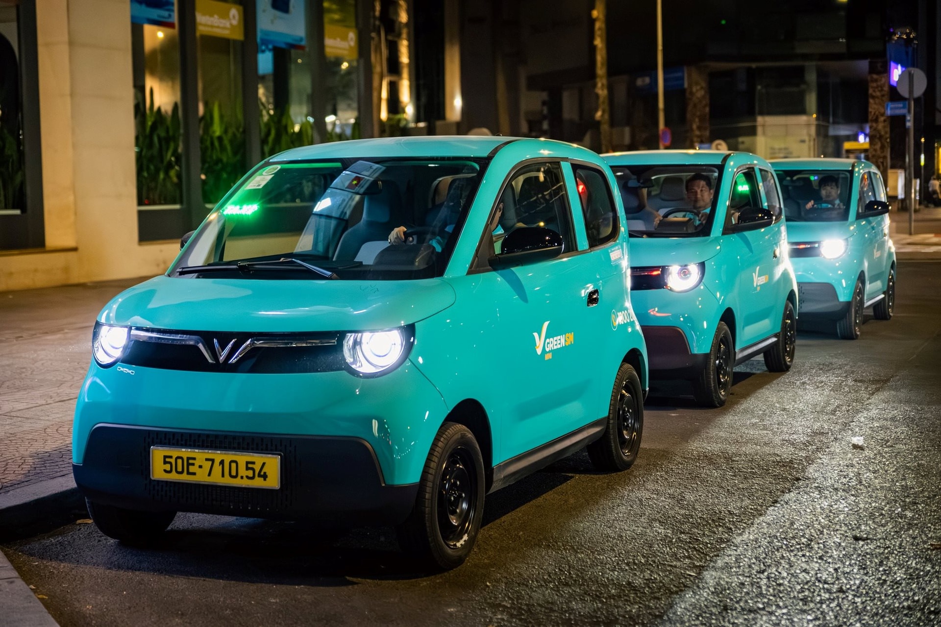 Xanh SM của tỉ phú Phạm Nhật Vượng tiếp tục dẫn đầu thị trường gọi xe - Ảnh 2.