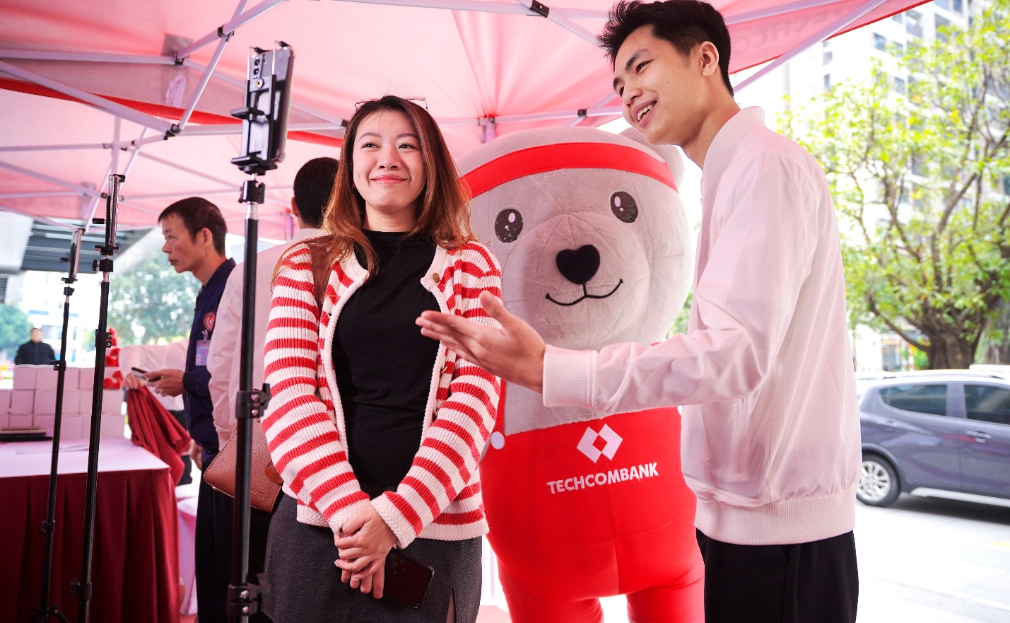 Techcom Life tiên phong ứng dụng công nghệ nâng tầm trải nghiệm khách hàng bảo hiểm - Ảnh 5.