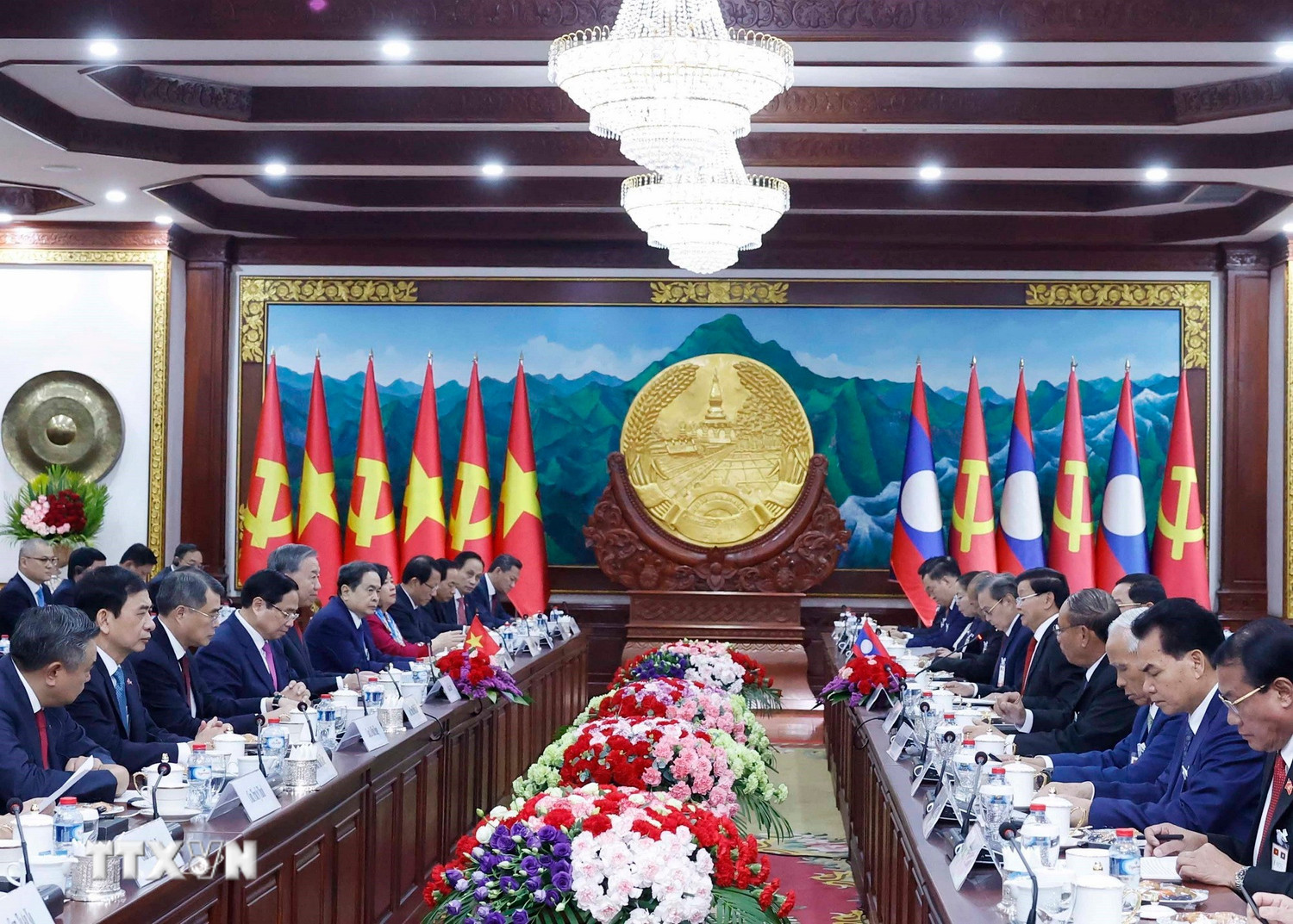 Lễ đ&oacute;n trọng thể Tổng B&iacute; thư T&ocirc; L&acirc;m tại thủ đ&ocirc; Vientiane của CHDCND L&agrave;o - Ảnh 3.