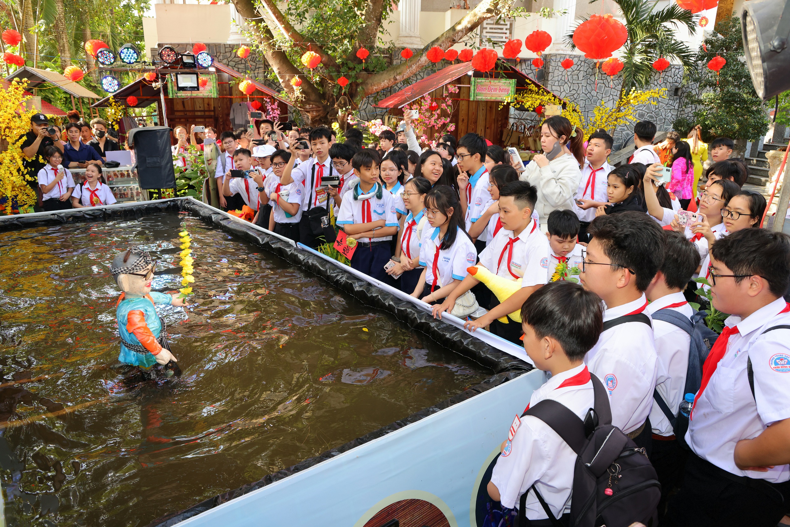 Một điểm check-in Tết vừa ra mắt ở Cần Thơ - Ảnh 3.