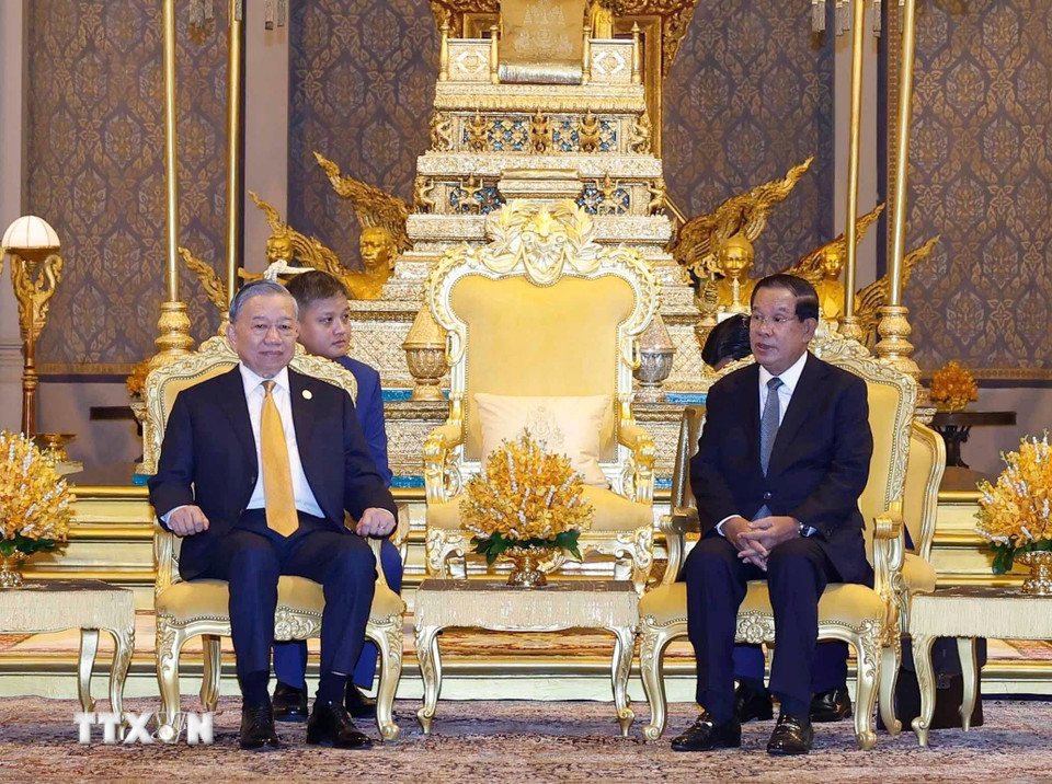 Lễ đ&oacute;n trọng thể Tổng B&iacute; thư T&ocirc; L&acirc;m thăm cấp Nh&agrave; nước tới Vương quốc Campuchia - Ảnh 12.