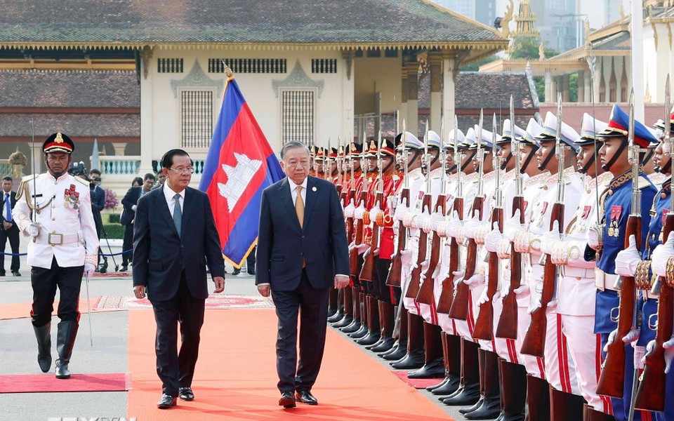 Tổng B&iacute; thư T&ocirc; L&acirc;m hội kiến Samdech Techo Hun Sen. - Ảnh 2.