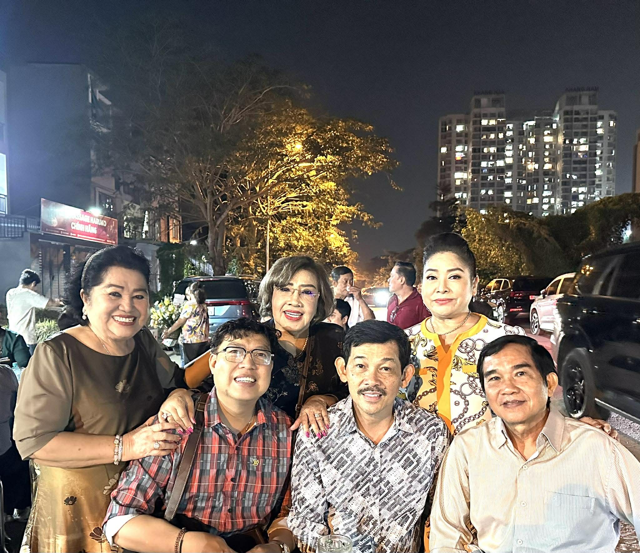 Nghệ sĩ "Vầng trăng cổ nhạc" vui mừng gặp lại nhạc sĩ Kiều Tấn - Ảnh 2.