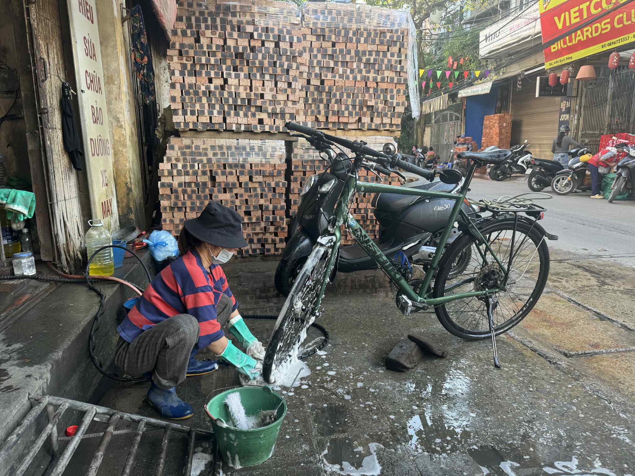 Chuyện một người Thụy Điển mê Tết Việt - Ảnh 2.