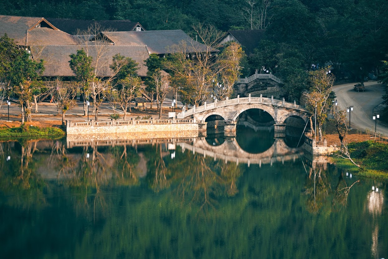 Điểm du lịch mới đẹp như "Phượng Ho&agrave;ng cổ trấn" ở Ninh B&igrave;nh - Ảnh 12.