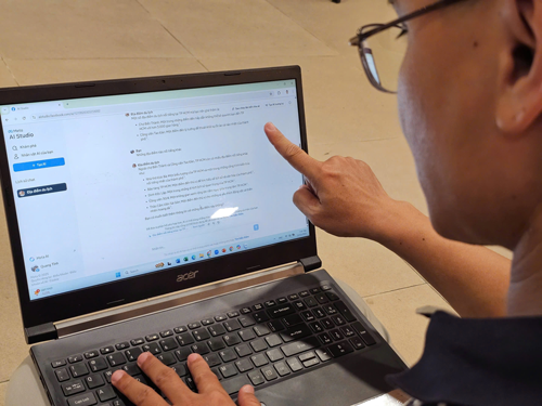 Nguy cơ lộ dữ liệu c&aacute; nh&acirc;n từ chatbot AI - Ảnh 1.