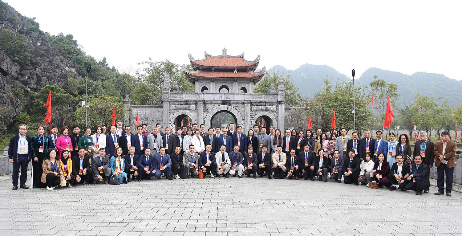 Kiều b&agrave;o ti&ecirc;u biểu từ 32 quốc gia kết nối với tỉnh Ninh B&igrave;nh - Ảnh 12.