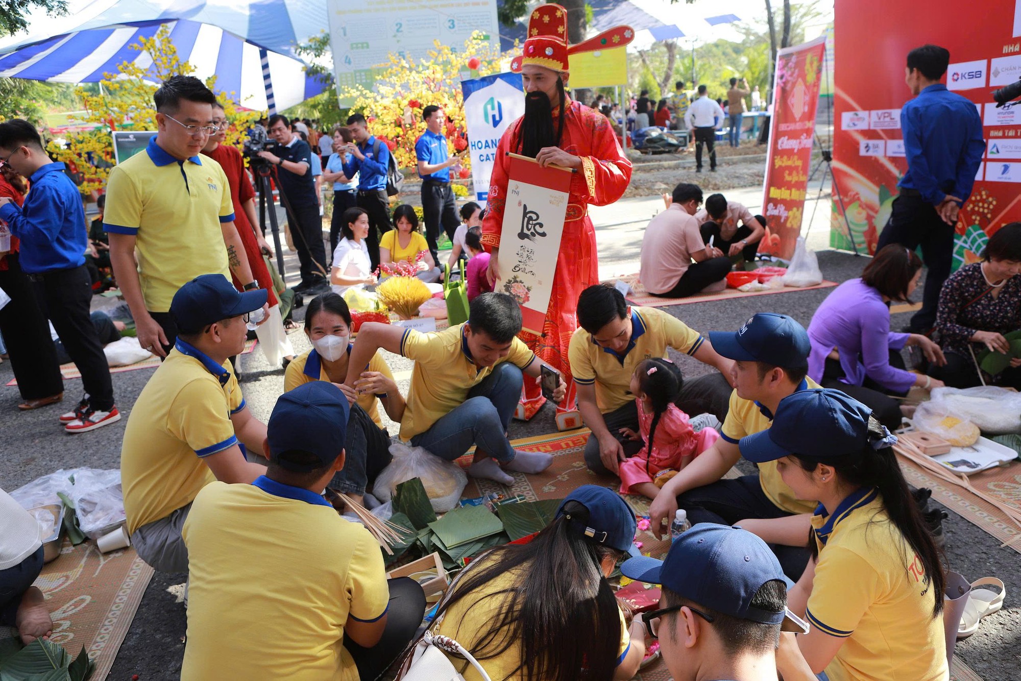 Trao quà Tết cho người nghèo tại phường Bình Dương: 750 Phần quà ý nghĩa năm 2026 - Ảnh 5.