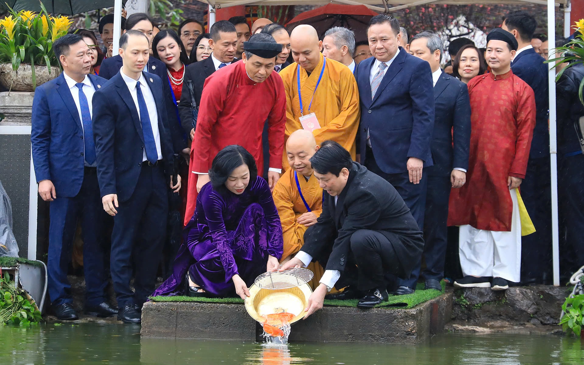 L&atilde;nh đạo Mặt trận Tổ quốc Việt Nam khen thưởng những kiều b&agrave;o ti&ecirc;u biểu - Ảnh 2.