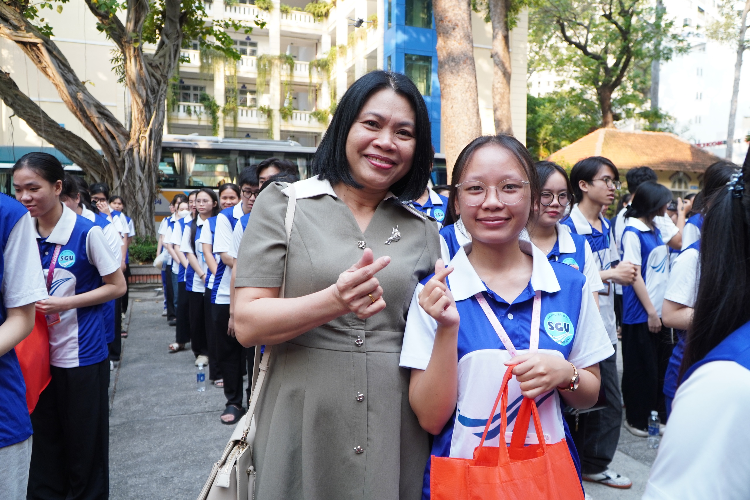 Đong đầy cảm xúc “Chuyến xe đoàn viên” năm 2026 - Ảnh 19.