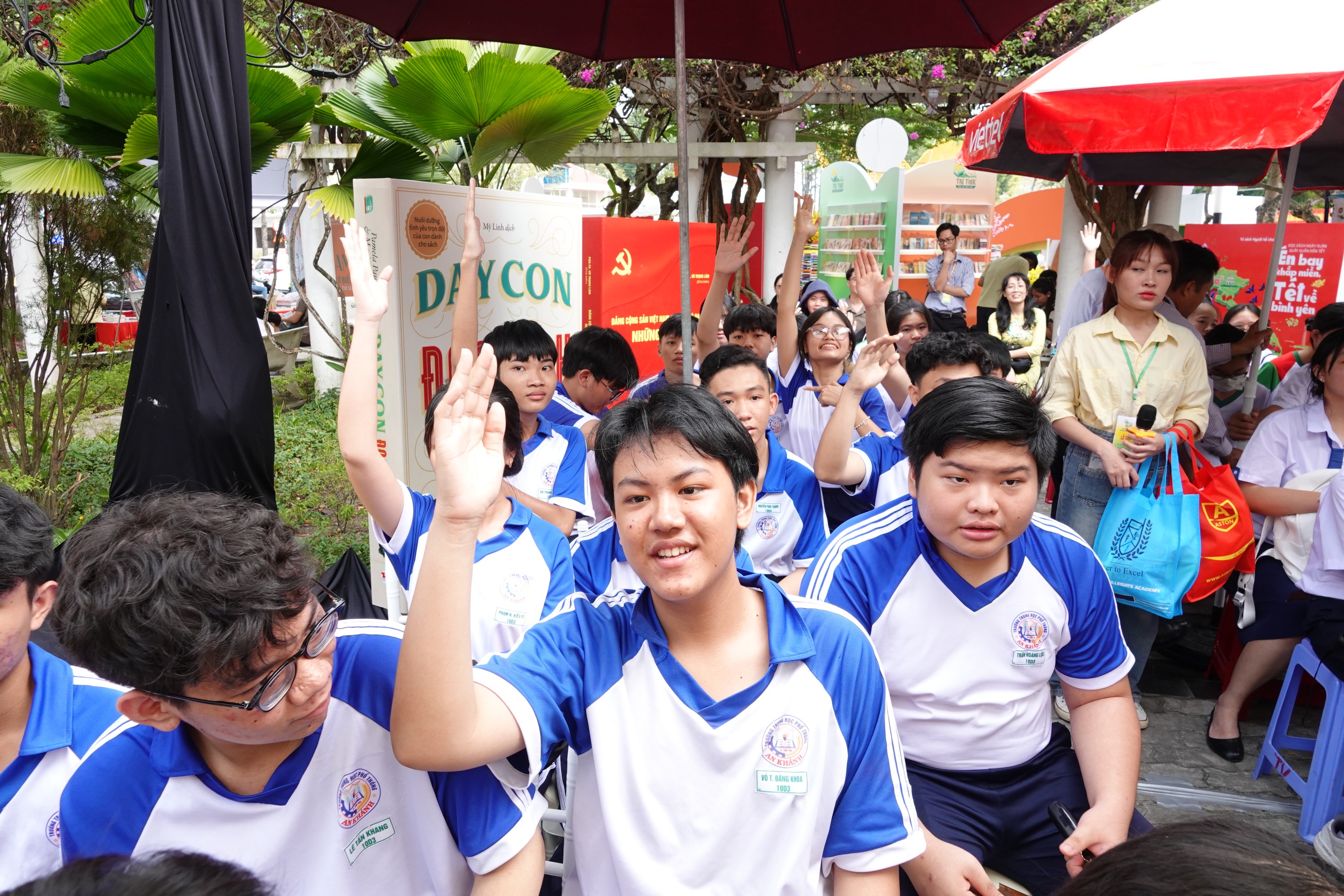 Nhà báo Đăng Huỳnh và Dấu xưa Cần Thơ tạo thêm dấu ấn mới đầu xuân - Ảnh 2.