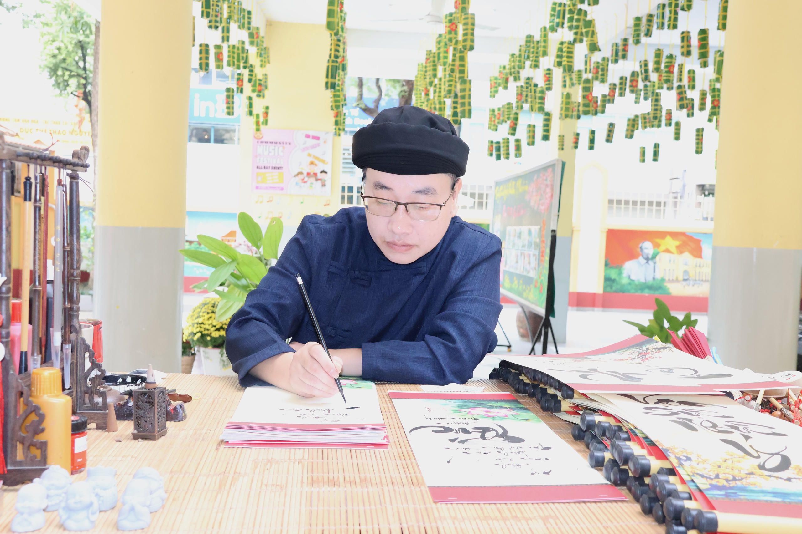 Xu&acirc;n đo&agrave;n kết - Tết nghĩa t&igrave;nh ấm &aacute;p tại phường S&agrave;i G&ograve;n, TPHMC - Ảnh 9.