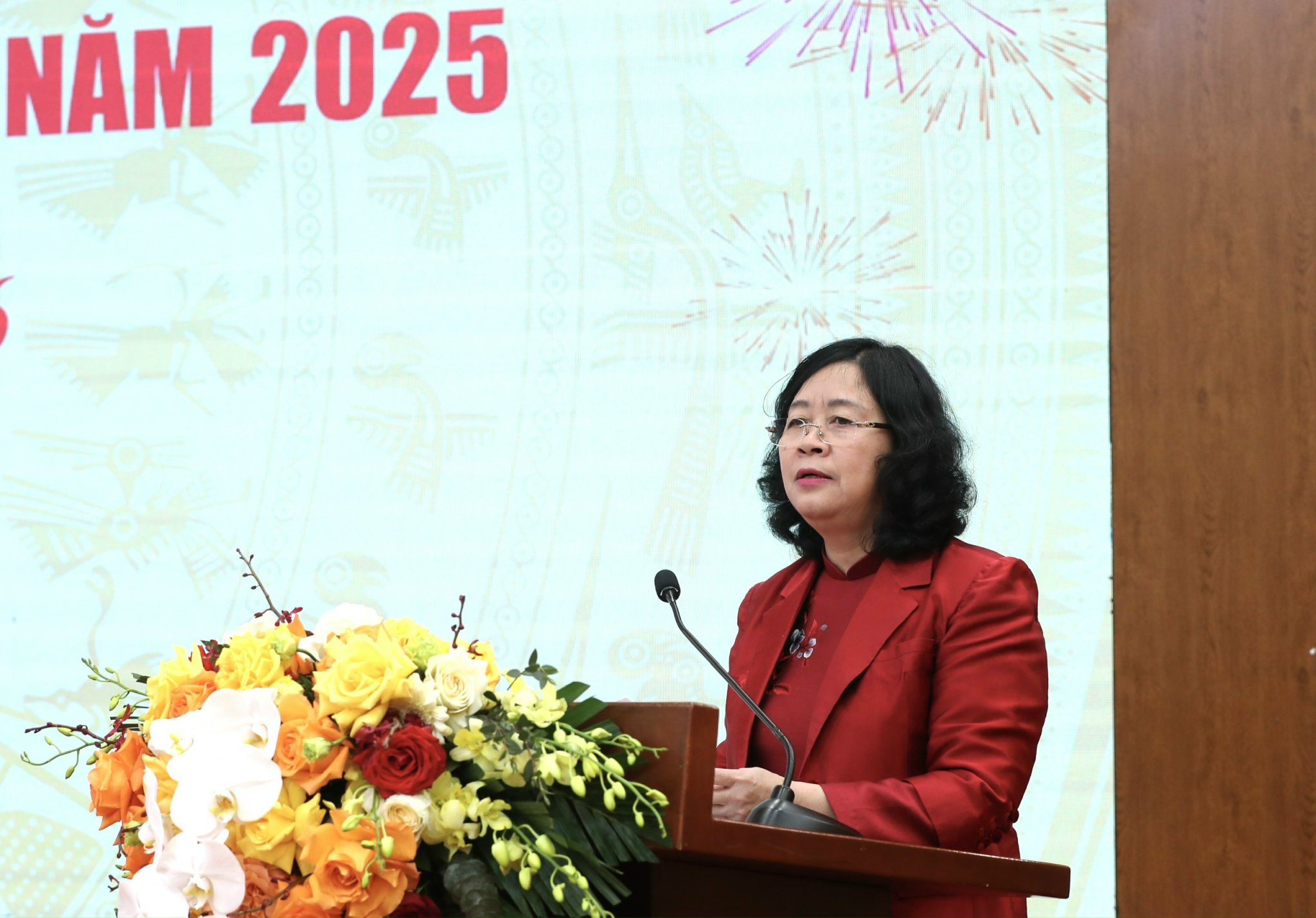 L&atilde;nh đạo Mặt trận Tổ quốc Việt Nam khen thưởng những kiều b&agrave;o ti&ecirc;u biểu - Ảnh 3.