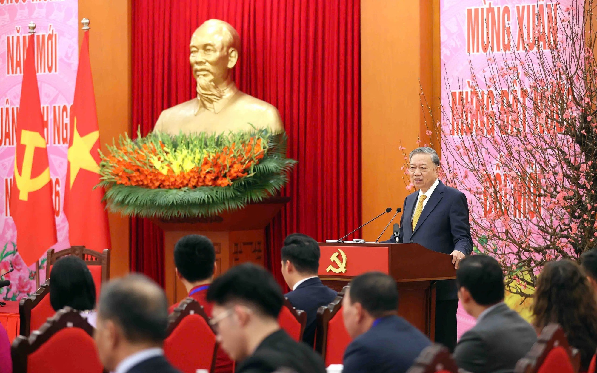 Mở đường cho sự ph&aacute;t triển - Ảnh 1.