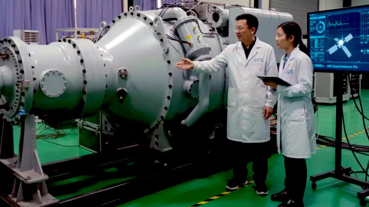 Không gian trở thành chiến trường mới - Ảnh 4.