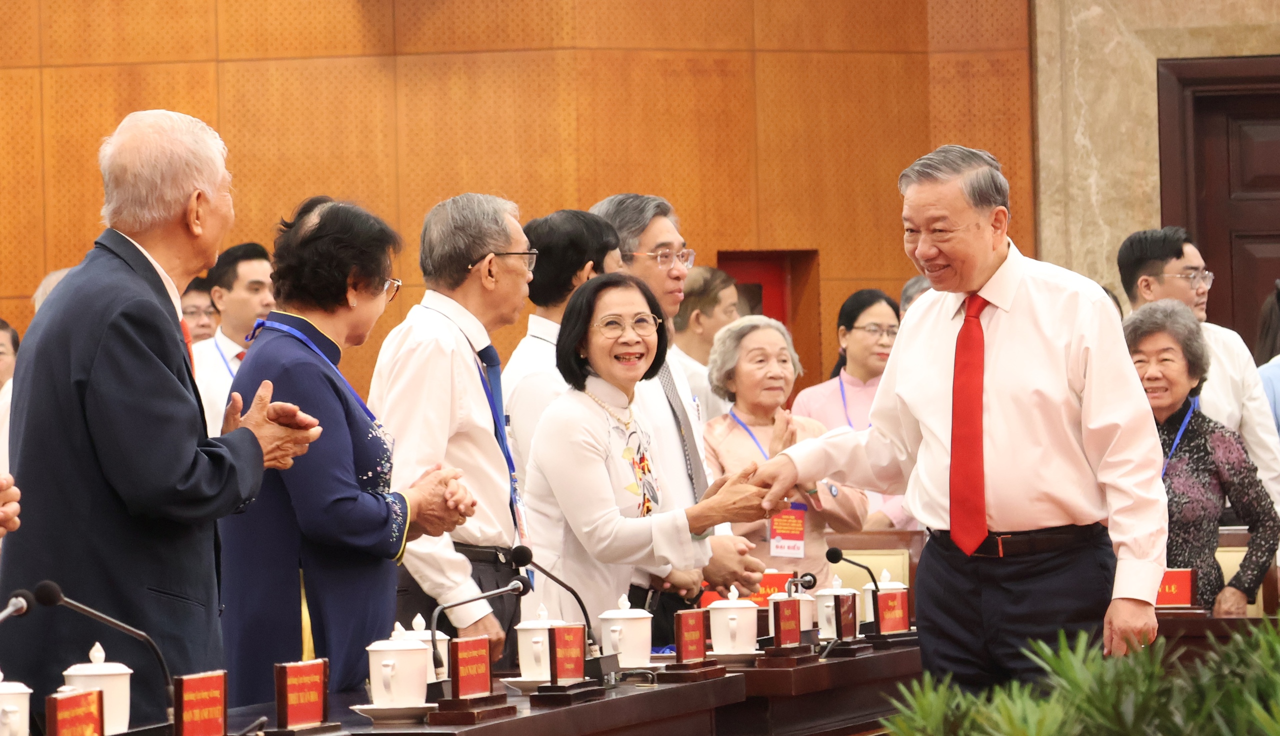 Tổng B&iacute; thư T&ocirc; L&acirc;m: TPHCM l&agrave; nơi để Trung ương y&ecirc;n t&acirc;m giao việc lớn - Ảnh 6.