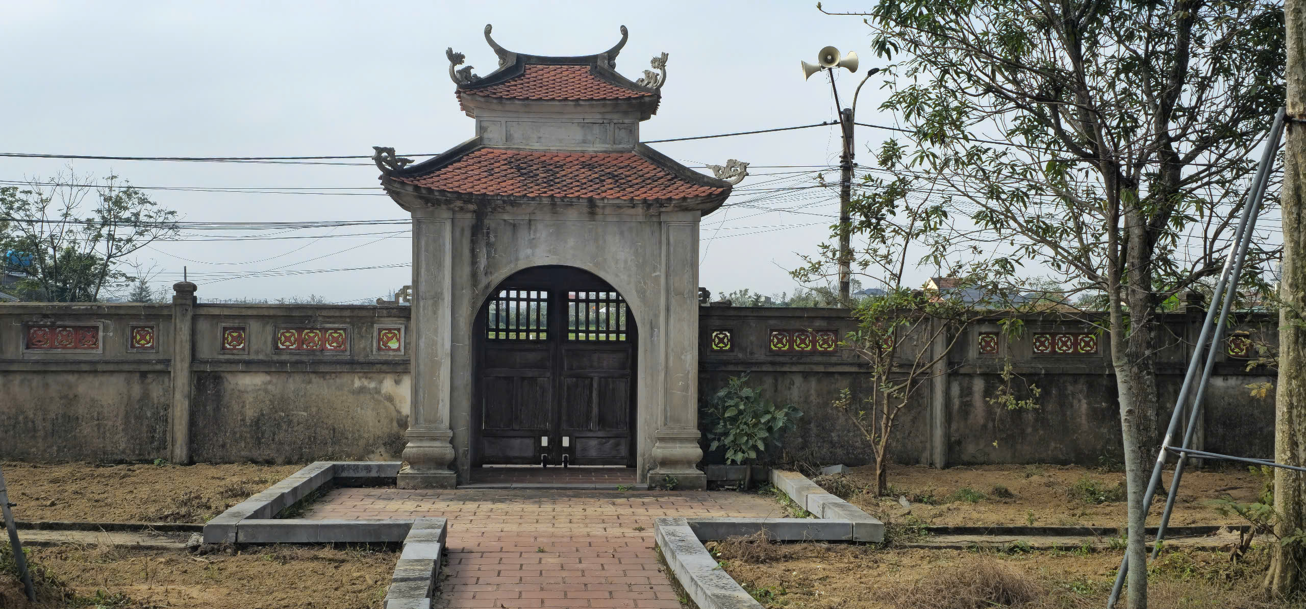 Cận cảnh đền thờ vua Mai Hắc Đế ở Hà Tĩnh  - Ảnh 18.