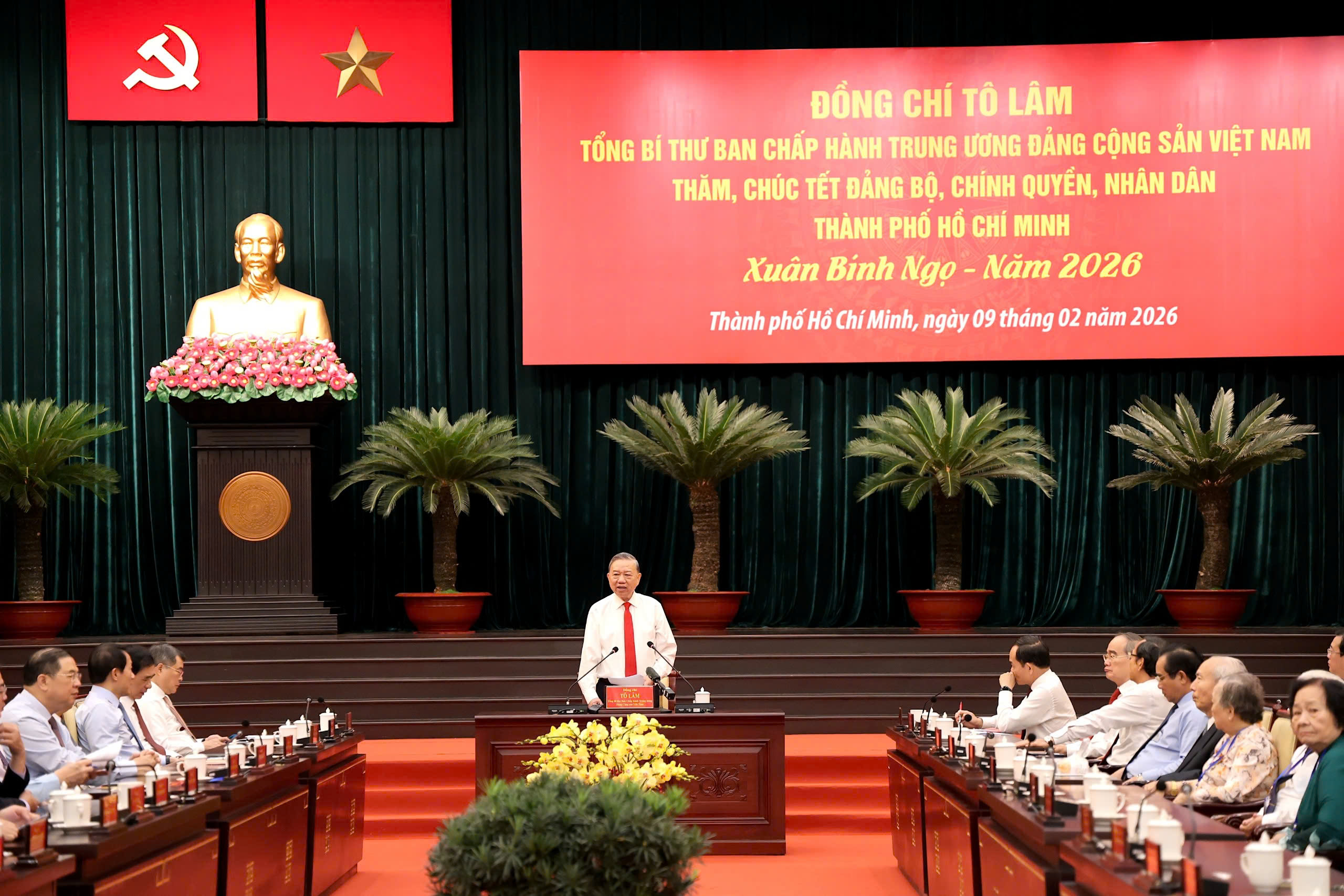 Tổng B&iacute; thư T&ocirc; L&acirc;m: TPHCM l&agrave; nơi để Trung ương y&ecirc;n t&acirc;m giao việc lớn - Ảnh 3.