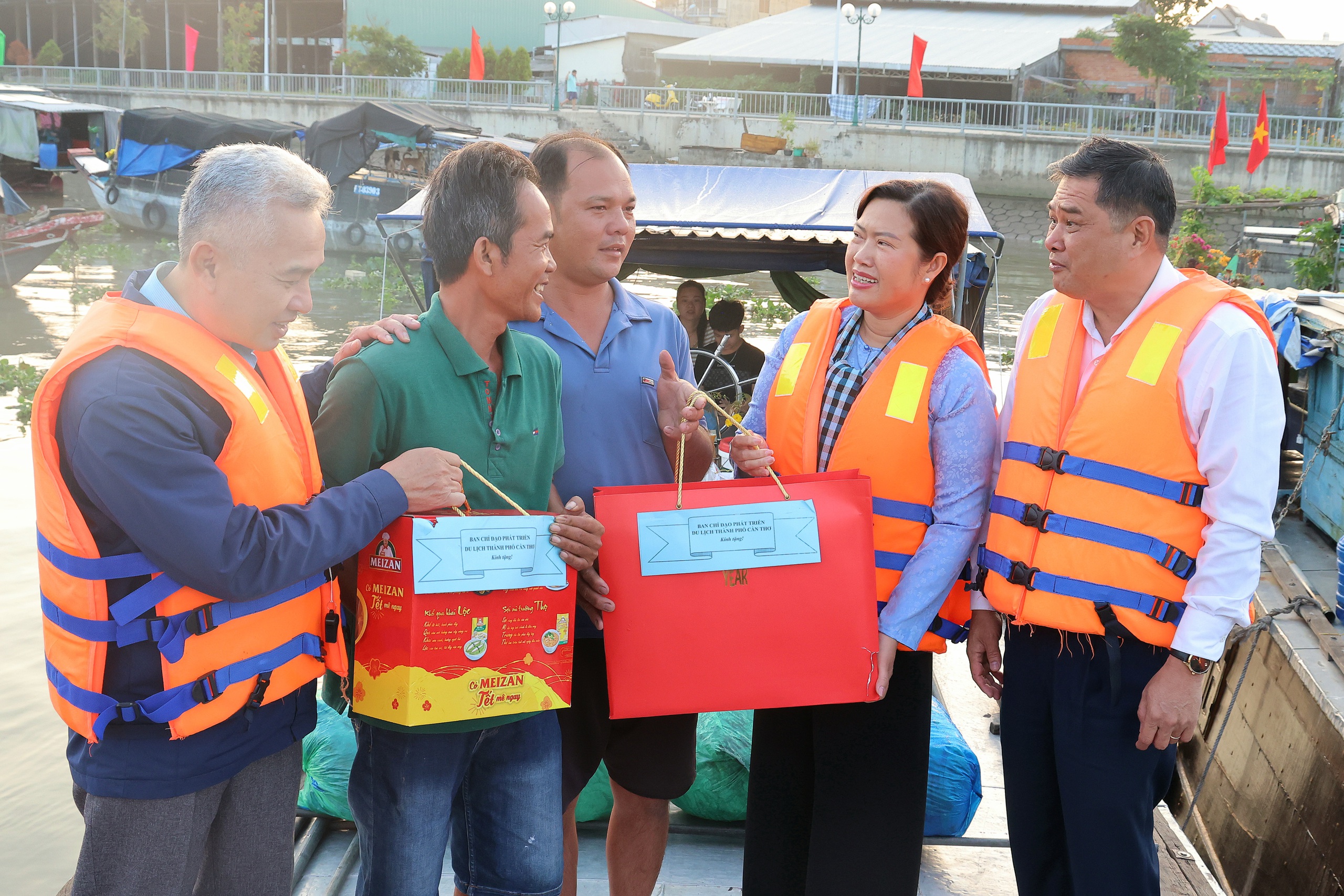 Cần Thơ tri ân người giữ hồn chợ nổi Cái Răng năm 2026 - Ảnh 2.