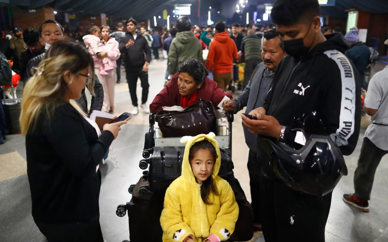 Iran tuy&ecirc;n bố bắn rơi m&aacute;y bay Mỹ tại Kuwait - Ảnh 2.