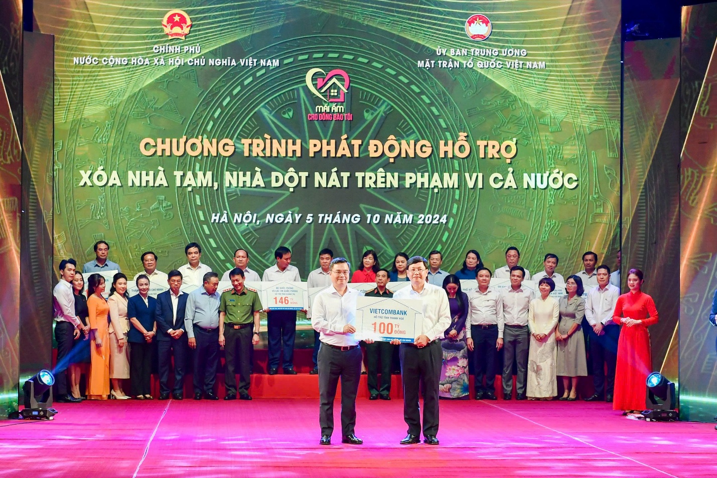 Chủ tịch HĐQT Vietcombank Nguyễn Thanh Tùng ứng cử đại biểu Quốc hội khóa XVI - Ảnh 1.