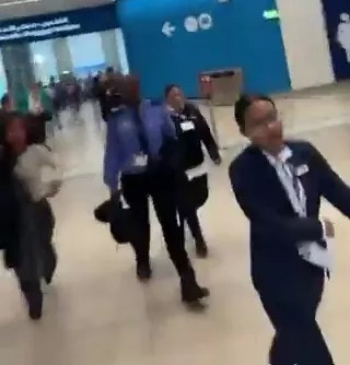 T&ecirc;n lửa Iran đ&aacute;nh tr&uacute;ng s&acirc;n bay, kh&aacute;ch sạn...khắp Trung Đ&ocirc;ng - Ảnh 3.