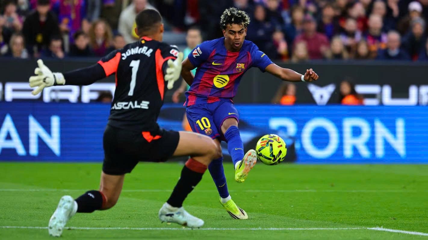 Vượt Messi, Yamal lập kỷ lục “vô tiền khoáng hậu” tại La Liga - Ảnh 2.