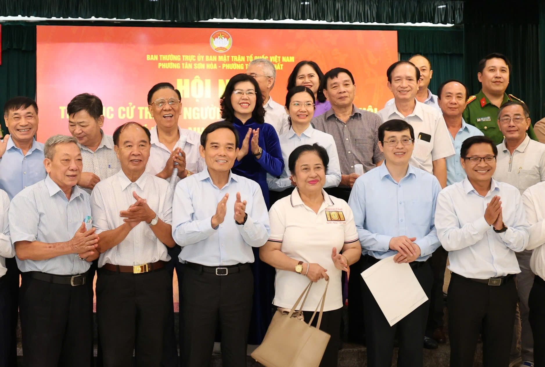 B&iacute; thư Th&agrave;nh ủy TPHCM: Giao th&ocirc;ng kết nối s&acirc;n bay T&acirc;n Sơn Nhất "rối rắm thật"  - Ảnh 4.