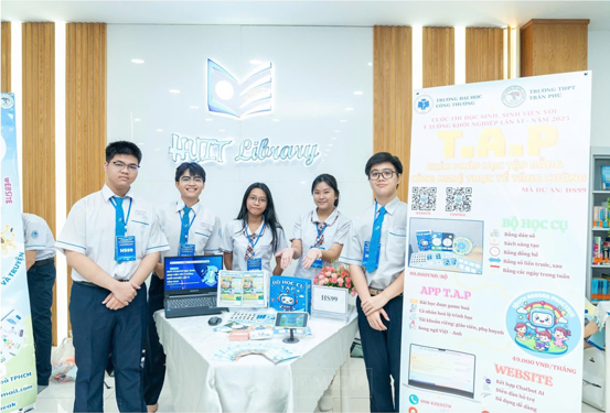 TH&Uacute;C ĐẨY THỊ TRƯỜNG LAO ĐỘNG BỨT PH&Aacute; (*): Theo hướng căn cơ, d&agrave;i hạn - Ảnh 1.