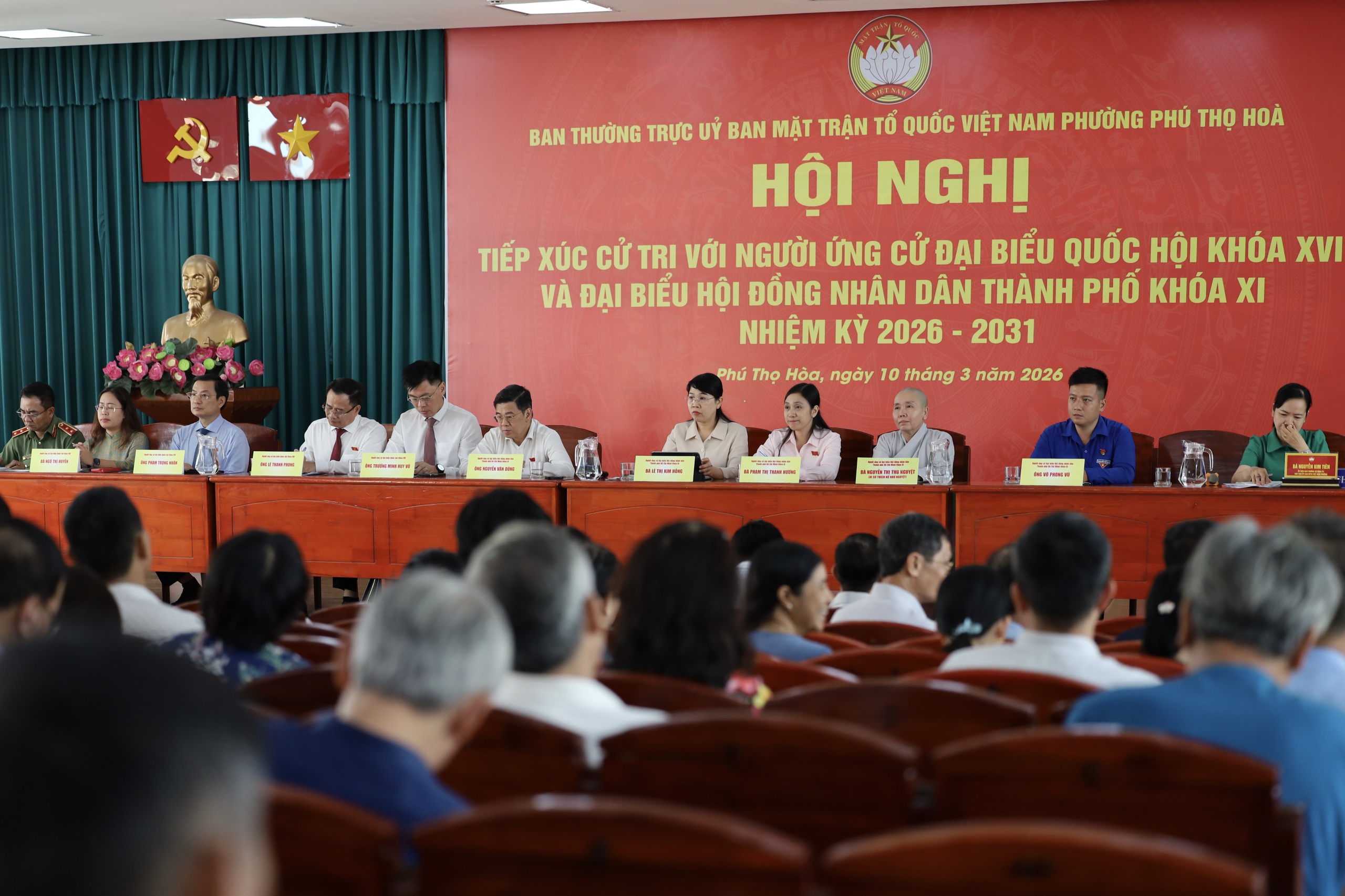 Cử tri TPHCM nhắc nhở đại biểu tr&uacute;ng cử phải giữ trọn lời hứa với d&acirc;n - Ảnh 6.