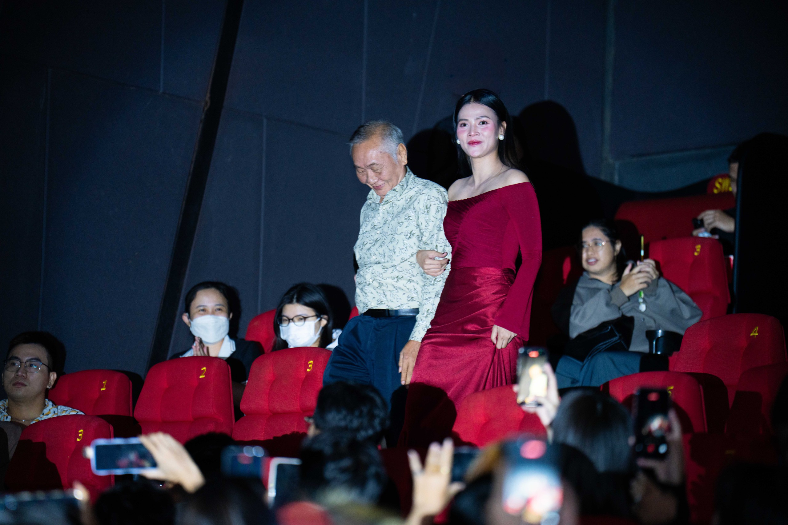 Khả Như sợ bị "thụt lùi", Quang Tuấn trân trọng mọi khen chê  - Ảnh 6.